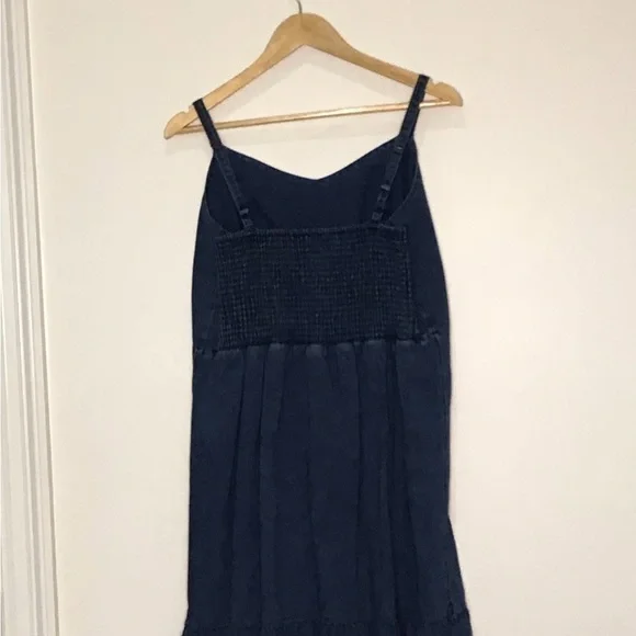 Old Navy Blue Denim Spaghetti Strap Sheath Mini Dress Ruffled Hem Women’s Size L - Picture 3 of 4